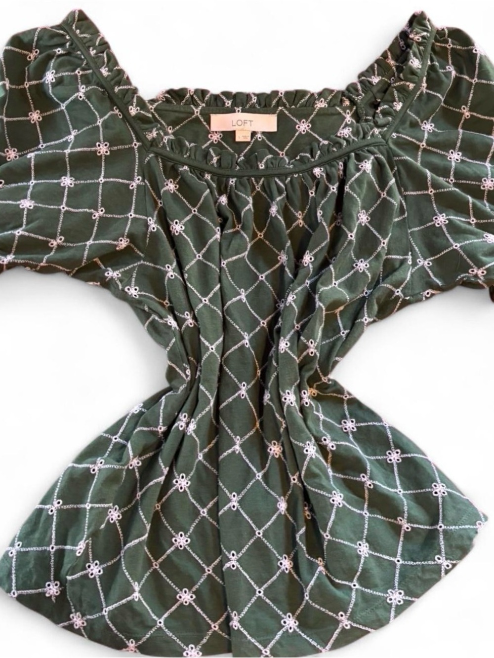LOFT Green Embroidered Floral Puff Sleeve Top Size Large Cottagecore Blouse